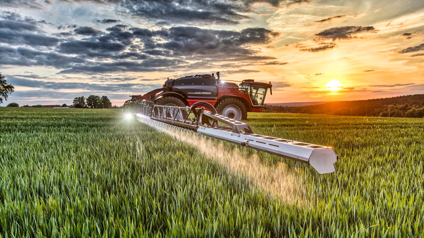 Horsch autonomous sprayer in crop field