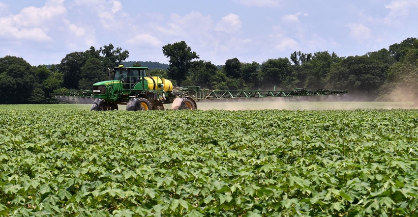 dfp-adismukes-field-spraying-file-for-online.JPG dfp-adismukes-field-spraying-file-for-online.JPG