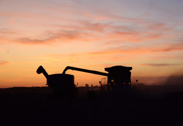 8-2019-soybean-harvest-purfeerst-farms-minnesota.JPG