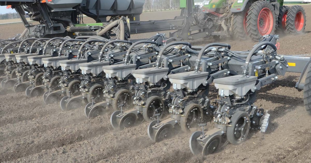 Standing pat on planter tech