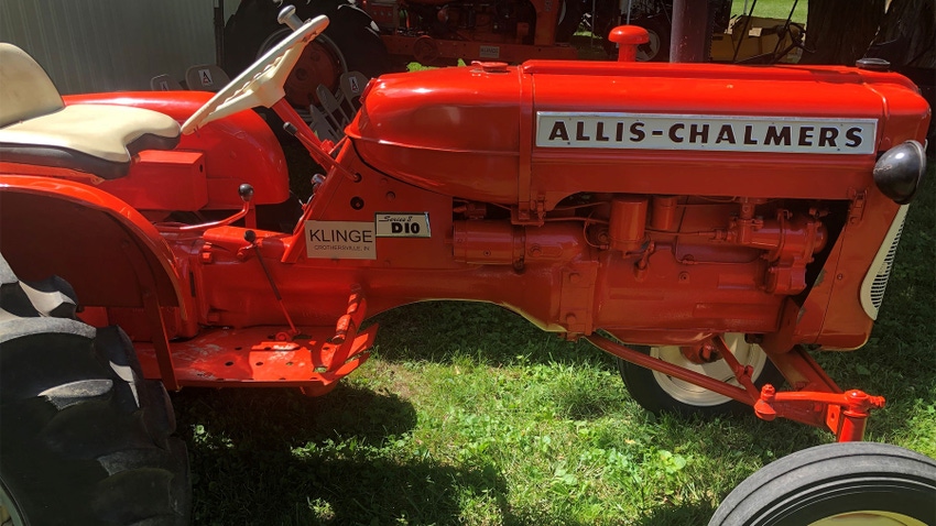restored Allis-Chalmers D-10 Series II tractor 