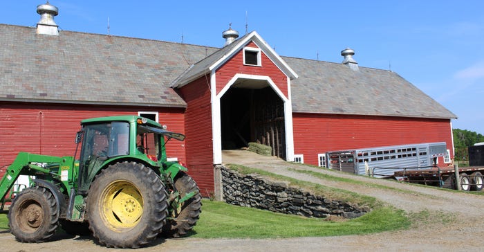 Dale Aines’ gable-front barn 