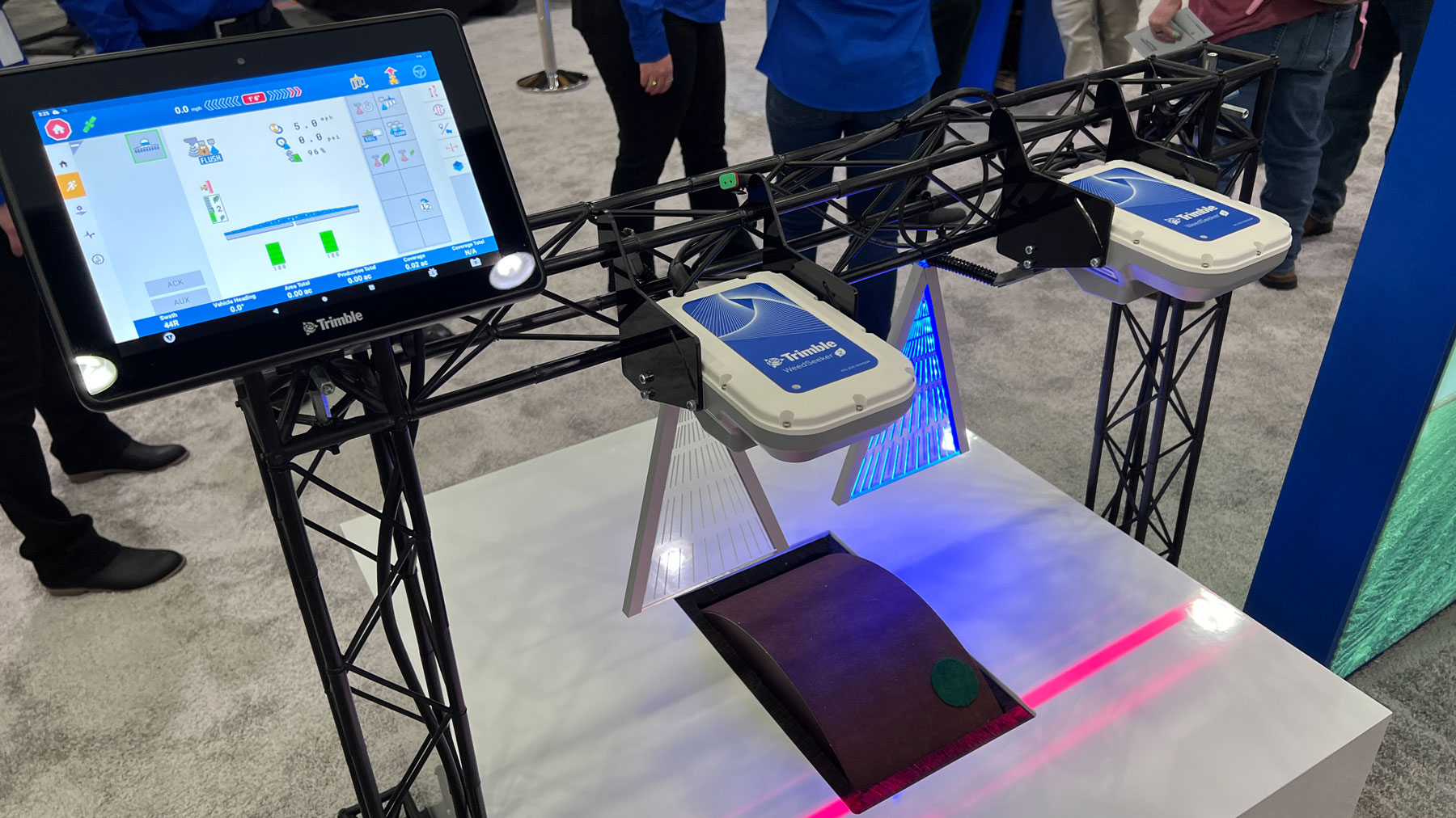 Trimble launches new services to update distribution