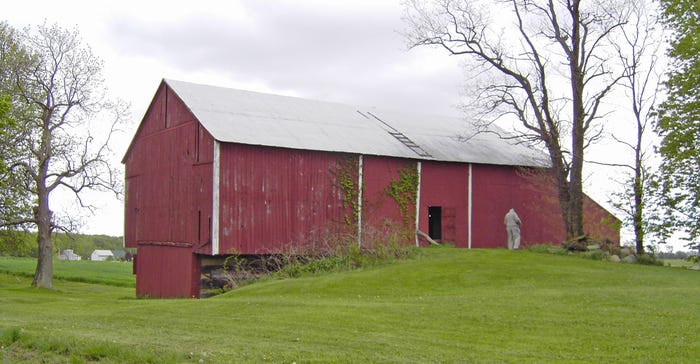 Front view of Oyster Scribe Rule barn