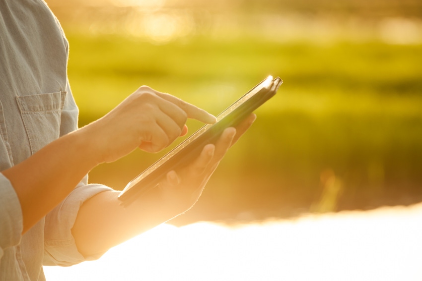 WomanFarmerDigitalTablet-Sasiistock-iStock-GettyImagesPlus-805310762.jpg WomanFarmerDigitalTablet-Sasiistock-iStock-GettyImagesPlus-805310762.jpg