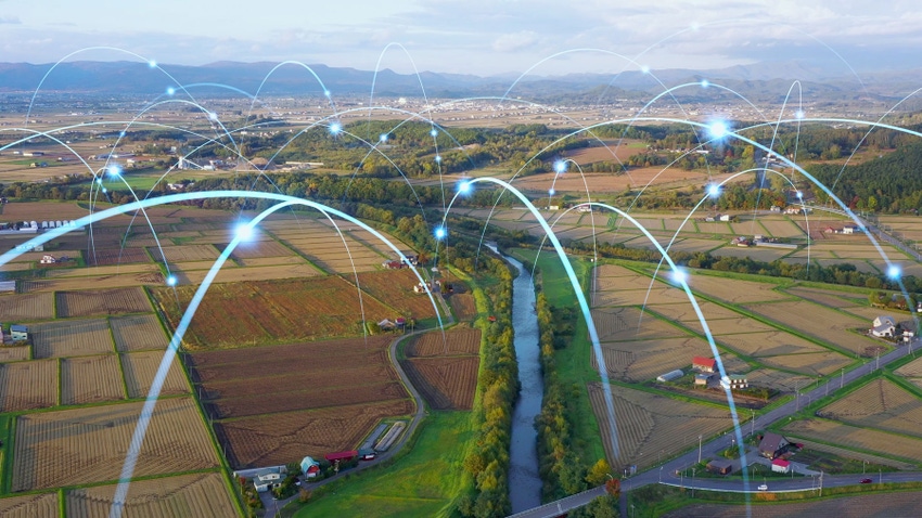 Broadband connectivity concept for the agriculture Broadband connectivity concept for the agriculture