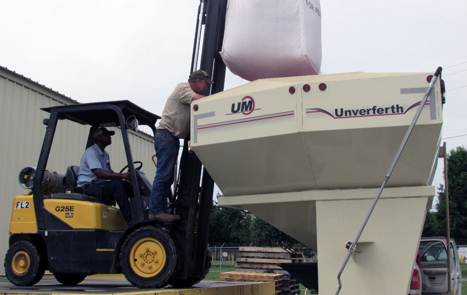 Seed “pirating” is illegal, reduces research funding