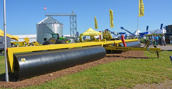 Degelman Hy Roller XL 51-foot land roller Degelman Hy Roller XL 51-foot land roller