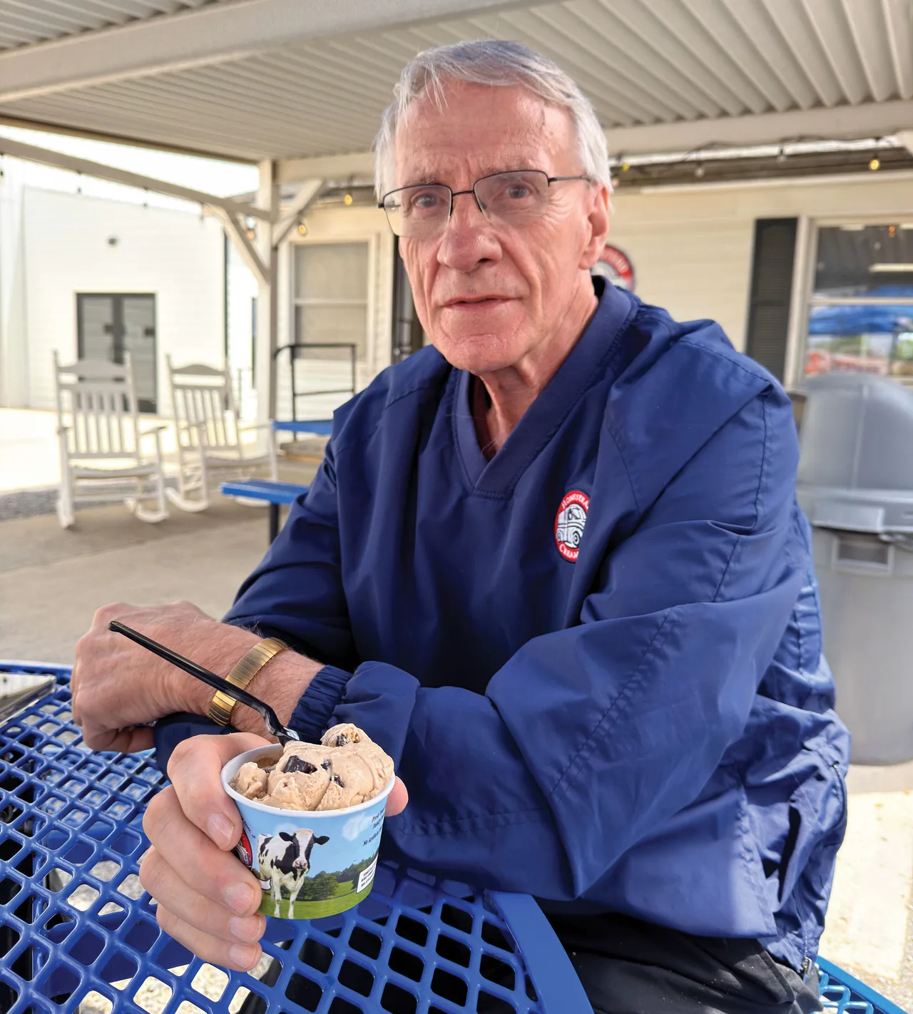 Dave Kohl enjoys some ice cream at Homestead Creamery