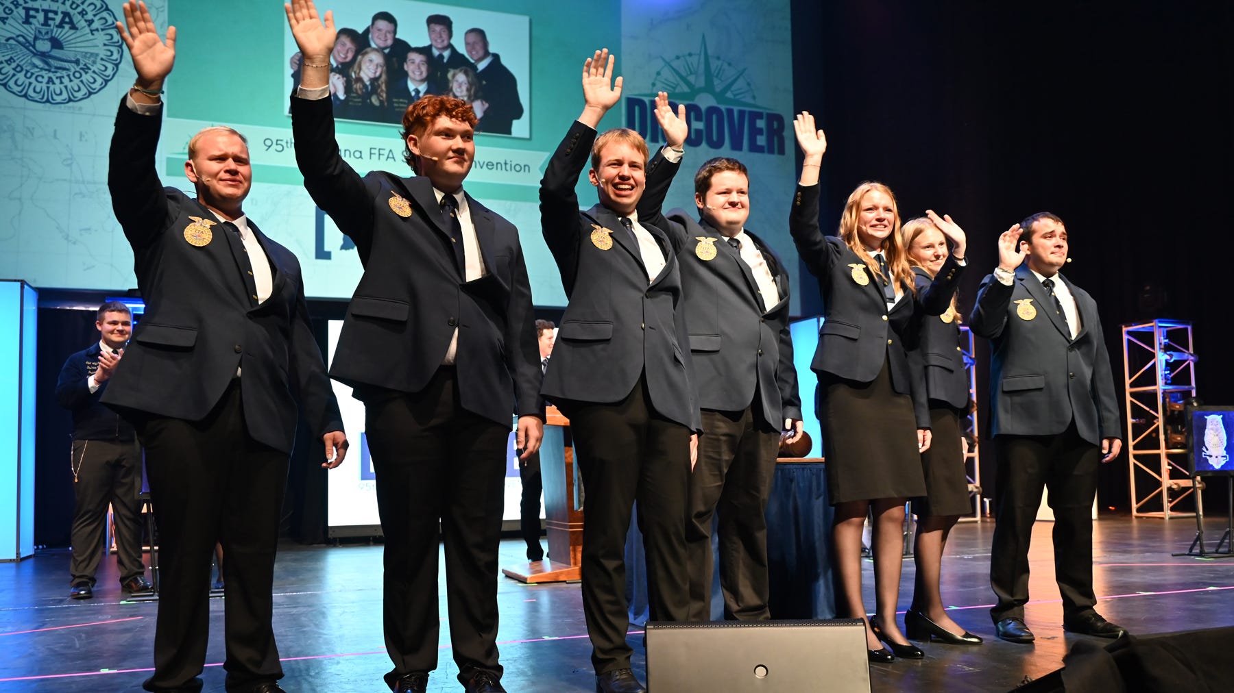 the 2023-24 Indiana FFA state officer team 