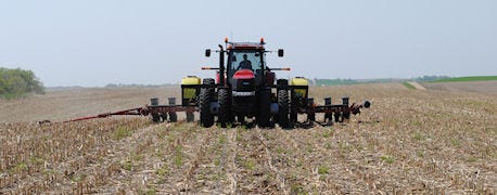 corn_planting_huge_positive_impact_nebraska_economy_1_635348364910361771.jpg