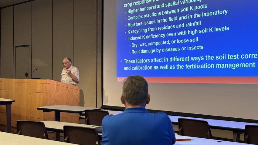 Antonio Mallarino, Iowa State University agronomy and nutrient management Extension specialist, speaks at the Nebraska 2023