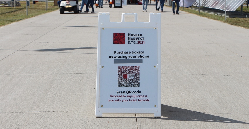 HHD sign with QR code to purchase tickets online and enter with quickpass ticket on your phone
