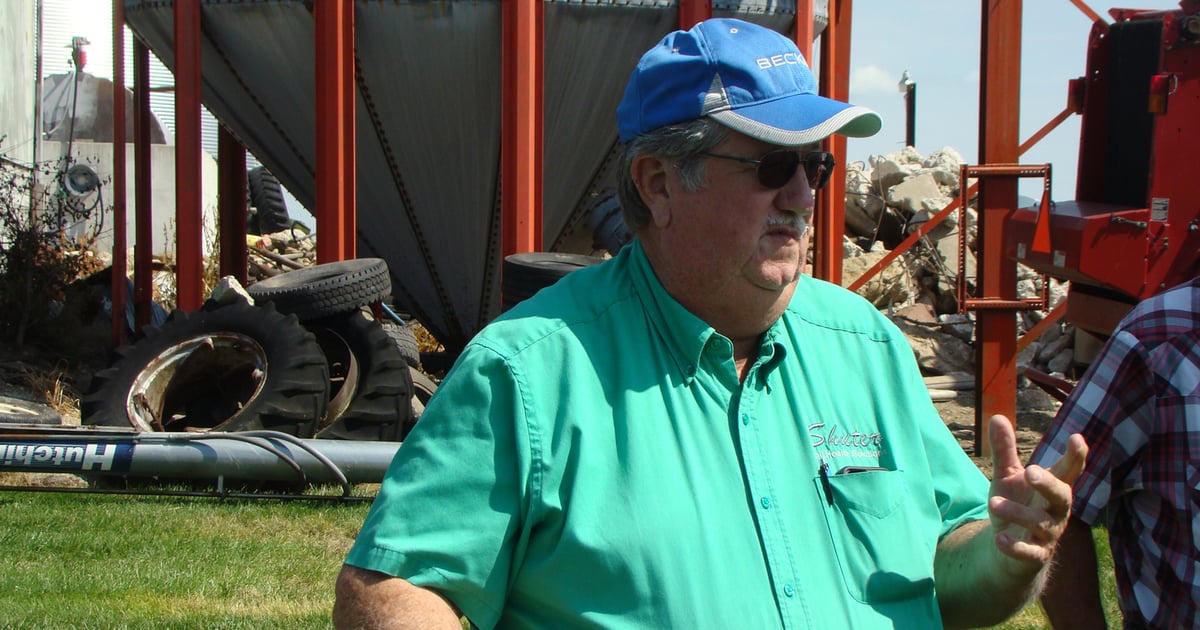 Mike Shuter discusses fine points of organic production