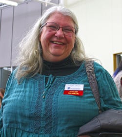Gayle Olson 