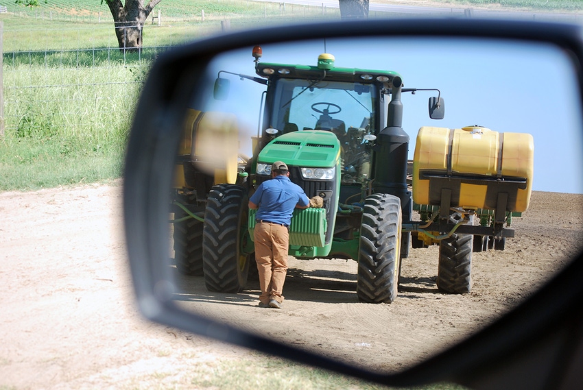 brad-haire-farm-press-planting-side-mirror-a.jpg brad-haire-farm-press-planting-side-mirror-a.jpg