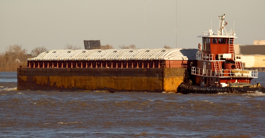 barge-mississippi-river-GettyImages-171209752.jpg
