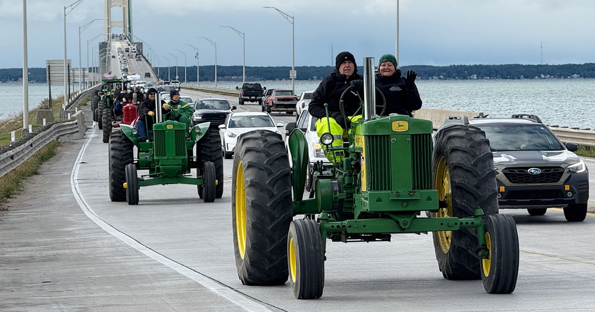 antique-tractors-traverse-michigan-s-mackinac-bridge