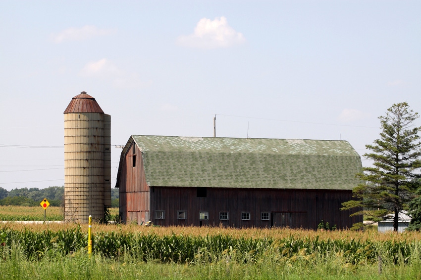 10.01 barn GettyImages-151374019.jpg