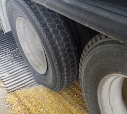 flat-tire-350.jpg flat-tire-350.jpg
