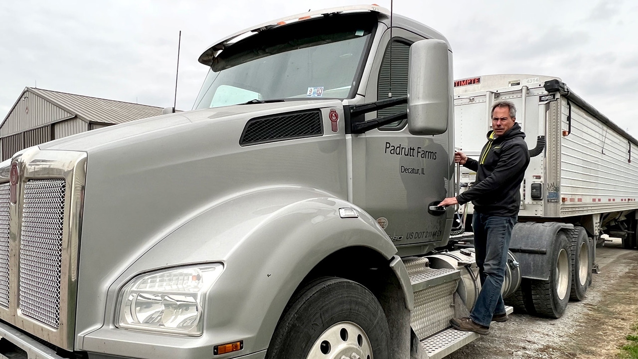 Farm truck driver shortage getting worse