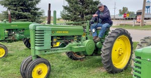 Paul Lemmer of Redfield, S.D., with his John Deere B tractor