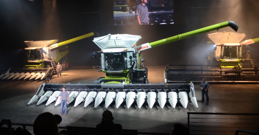 new Claas 8000 Series combine presentation new Claas 8000 Series combine presentation