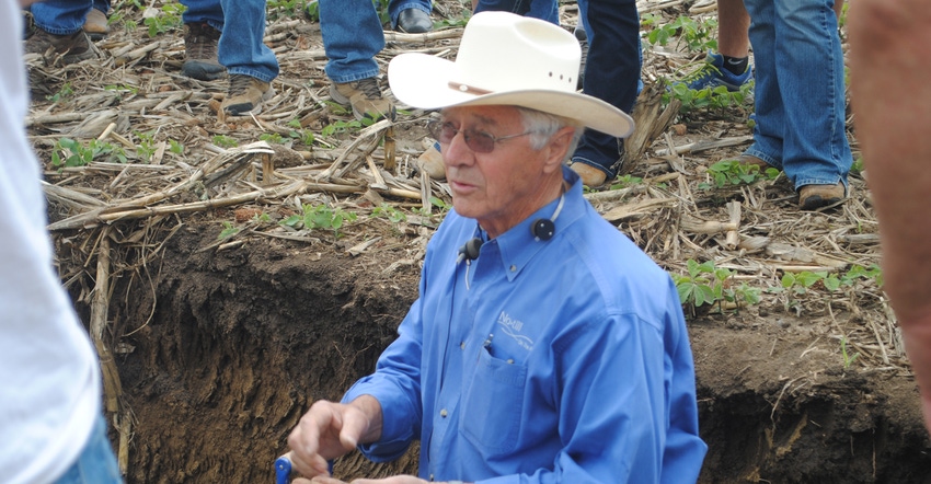 Ray Ward shares soil health knowledge at a field day