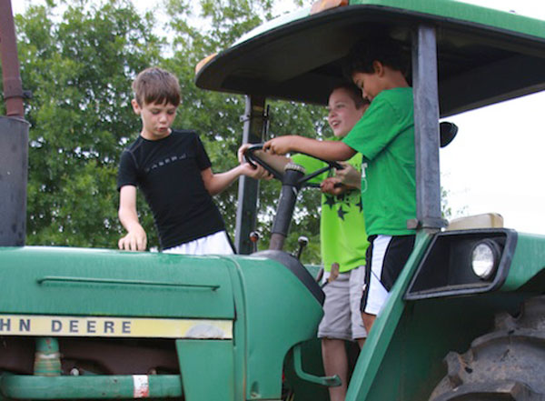 Kids riding store tractors