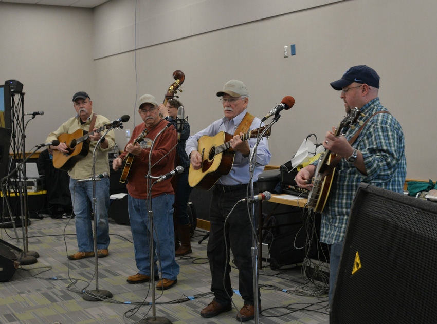 BrothersnBluegrass_Southern_Farm_Show.jpg BrothersnBluegrass_Southern_Farm_Show.jpg