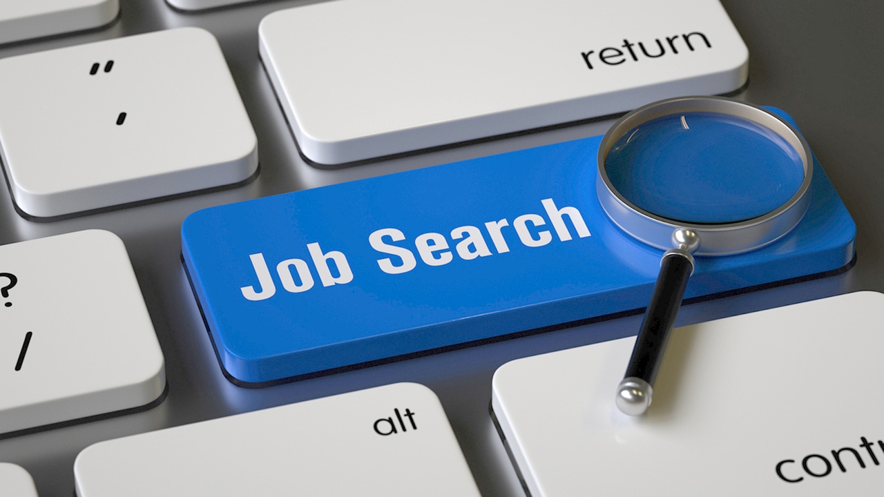 What you should and should not put in a job posting