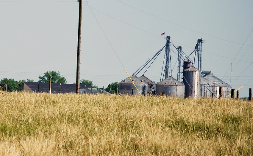 farm-landscape-haire.JPG farm-landscape-haire.JPG