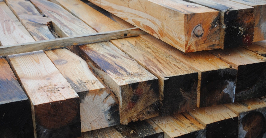 Fresh-sawn lumber air drying 