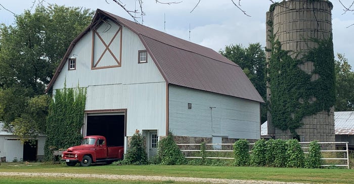 Barn Located near Meyer, Iowa and owned by Tony and Pat Koenigs Barn Located near Meyer, Iowa and owned by Tony and Pat Koenigs