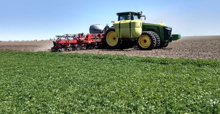 Planter tractor rolling