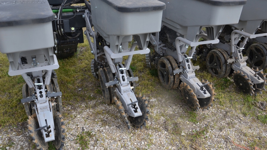 planter with split compartments