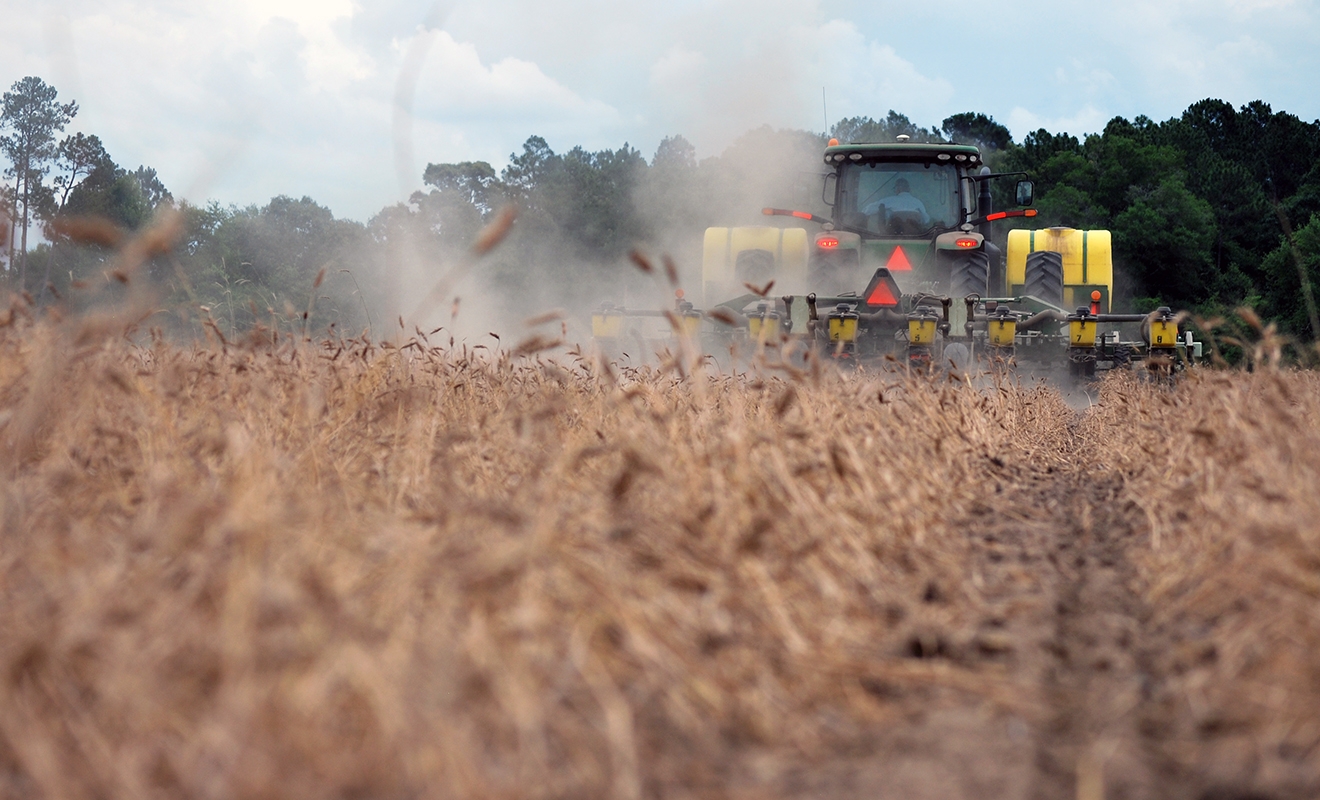 Influential crop production association goes through leadership change