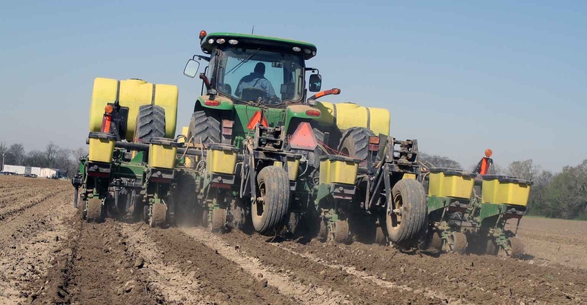 Brad_Haire_Corn_Planting_Clean_Field.jpg Brad_Haire_Corn_Planting_Clean_Field.jpg