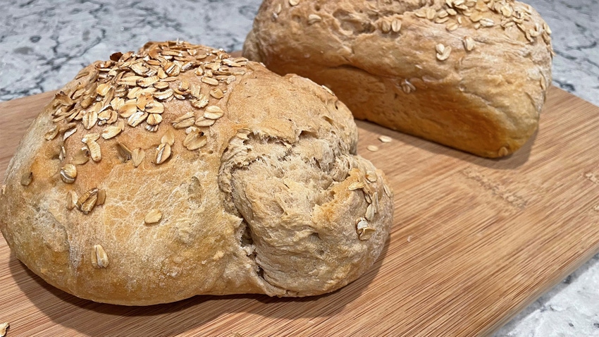 How to Slice Sourdough Bread - Little Bread Winner