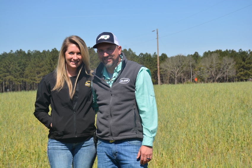 John_Hart_Farm_Press_Jason_Natalie_Farmer.jpg John_Hart_Farm_Press_Jason_Natalie_Farmer.jpg