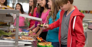 school-cafeteria-lunches-GettyImages-174960201.jpg