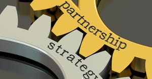 Partnership concept on the gearwheals