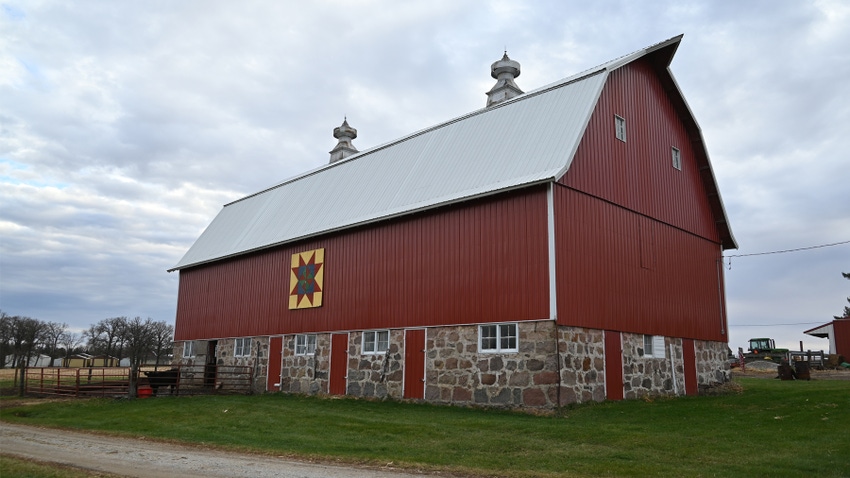Large red barn, 2022 winner of Iowa's Most Beautiful Barn