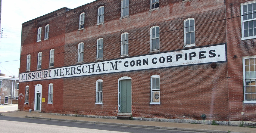 Missouri Meerschaum Corn Cob Pipe building