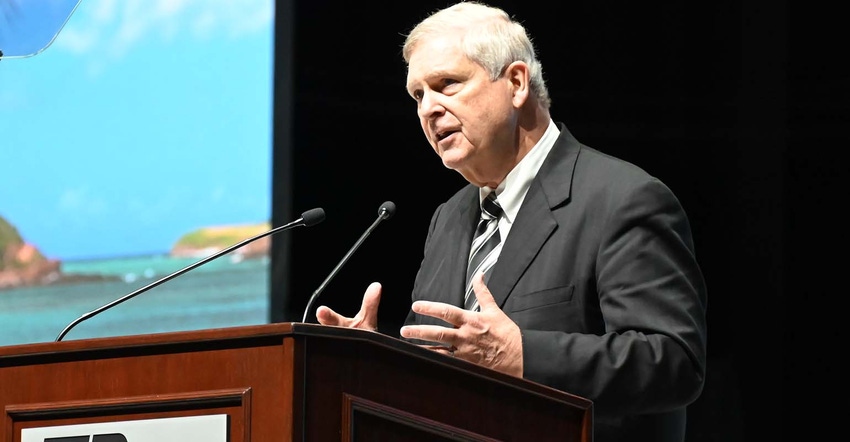 Vilsack-AFBF-2023.jpg Vilsack-AFBF-2023.jpg