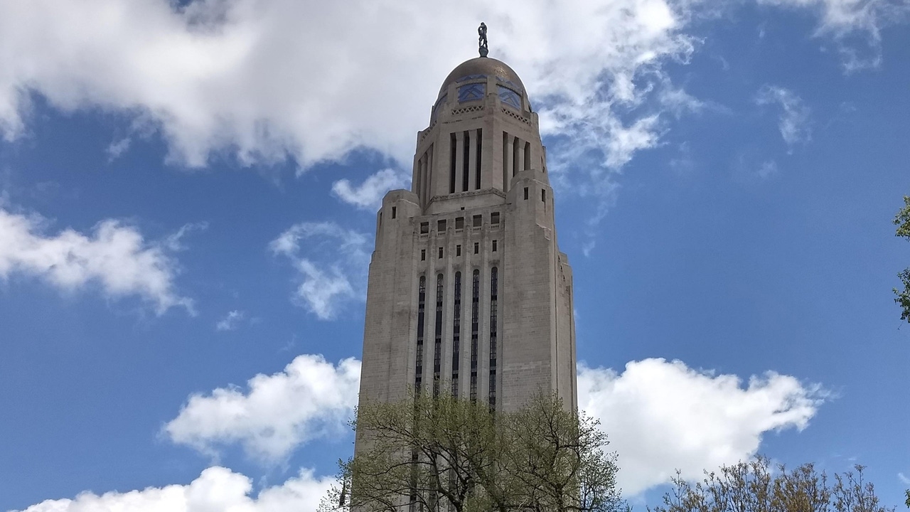 Nebraska Unicameral boosts property tax relief