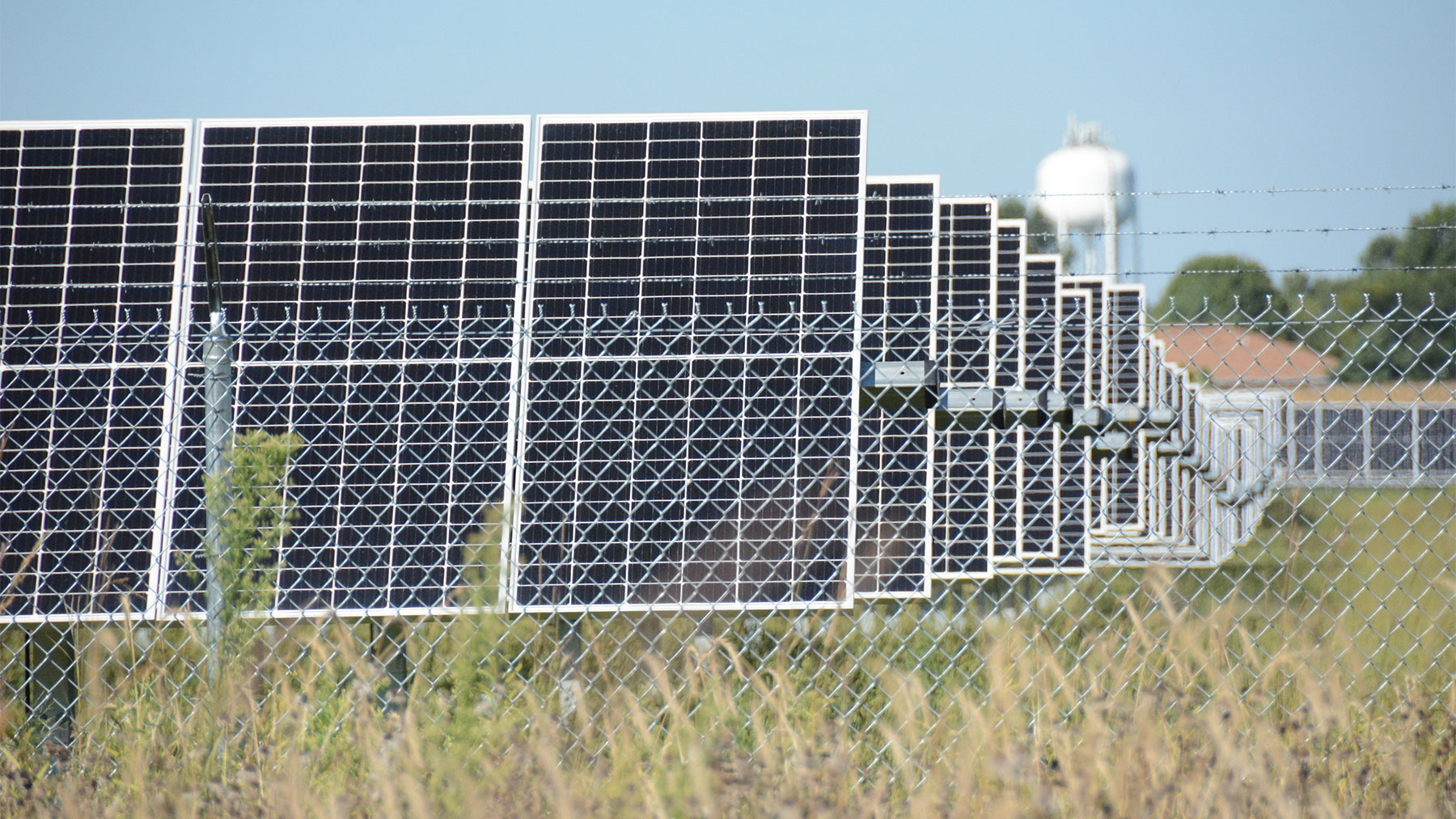 How do solar farms affect farmland values?