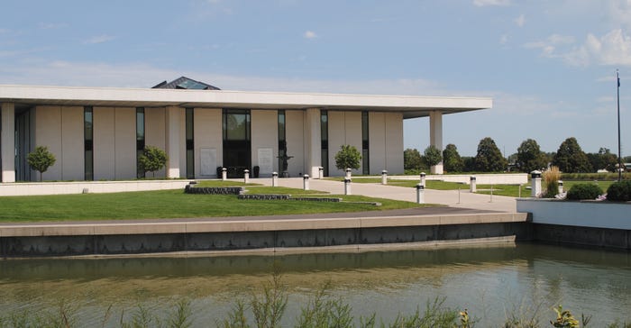 Nebraska Tourism building