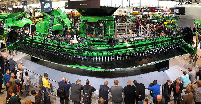 08201279A-Deere-X9-sized.jpg 08201279A-Deere-X9-sized.jpg
