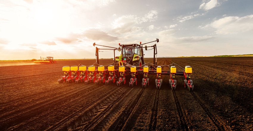 Planting-iStock-Getty Images-1148916177-800_1.jpg Planting-iStock-Getty Images-1148916177-800_1.jpg